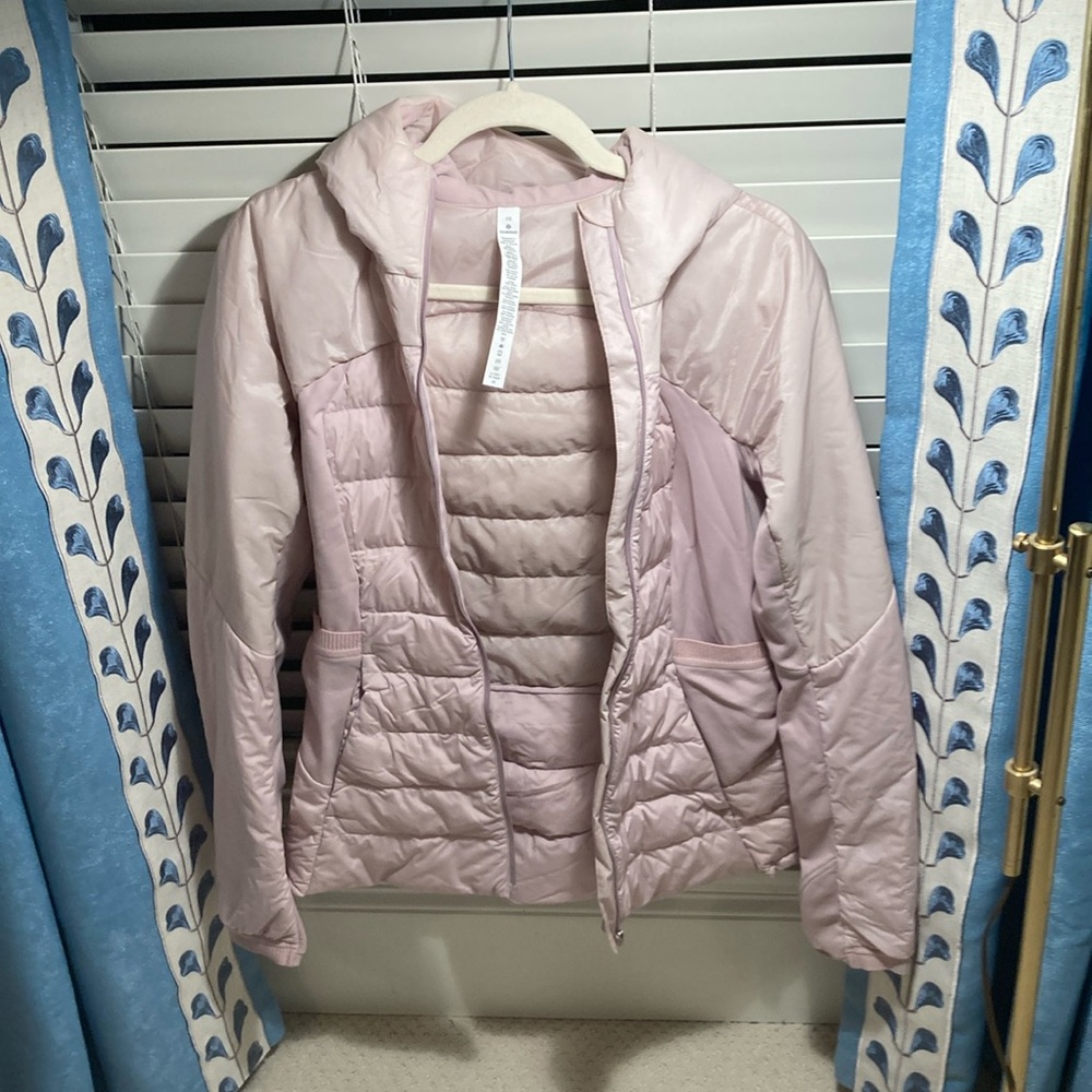 Lululemon puffer jacket sz 10
